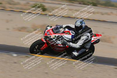 media/Oct-08-2022-SoCal Trackdays (Sat) [[1fc3beec89]]/Turn 9 Inside (10am)/